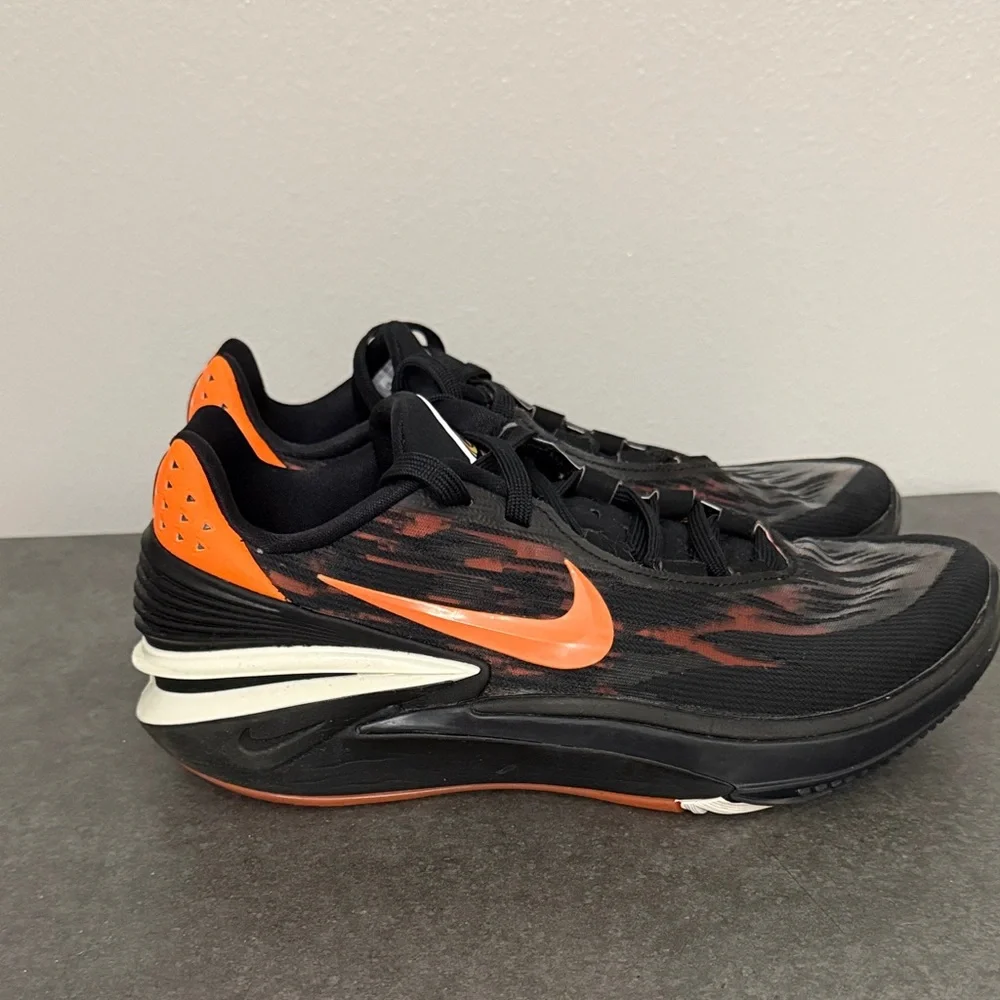 Gently used Nike GT cut version 2 Black and Orange basketball Sneaker Air zoom - Picture 3 of 14